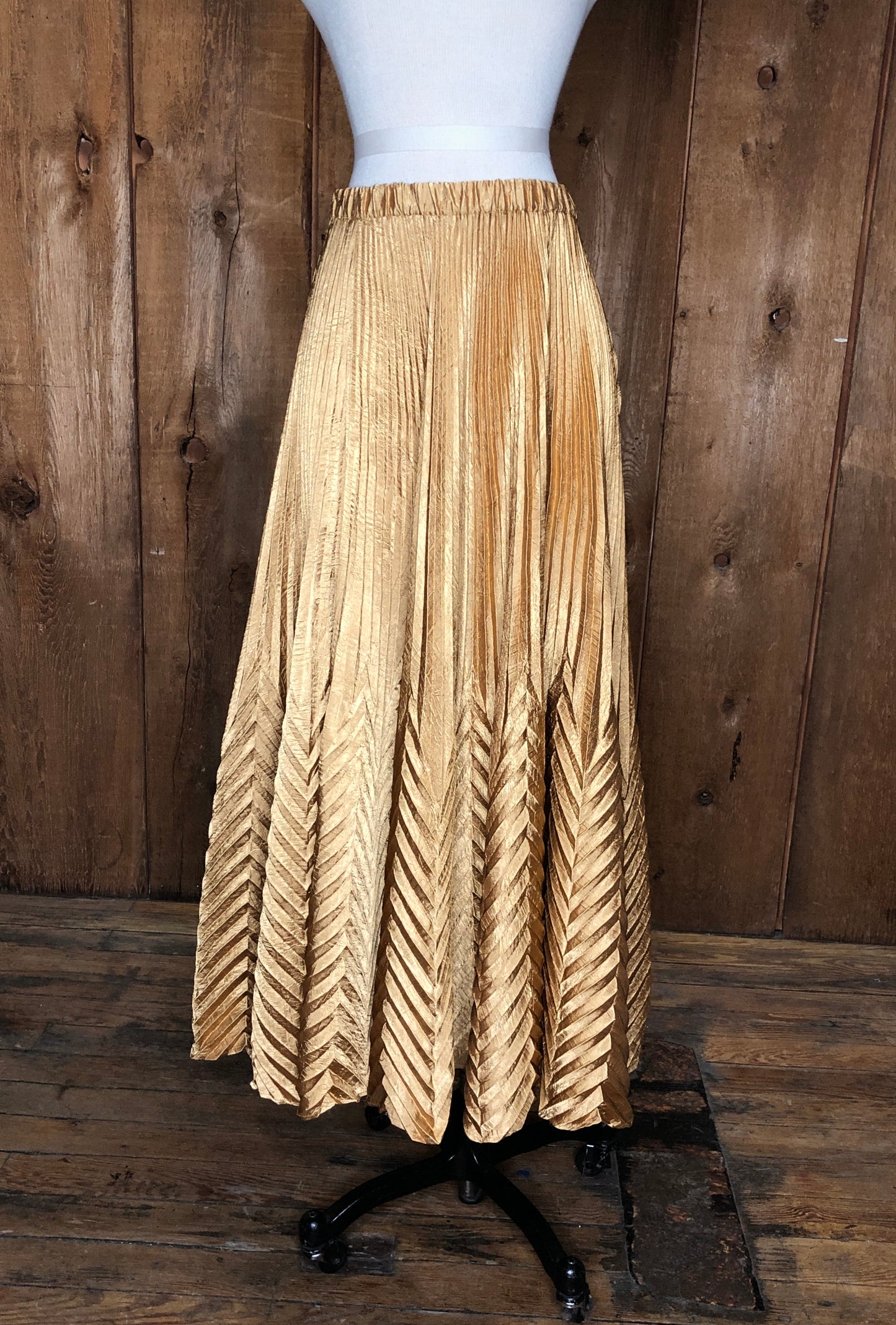 80s Jeanne Marc Gold Pleat Skirt w34