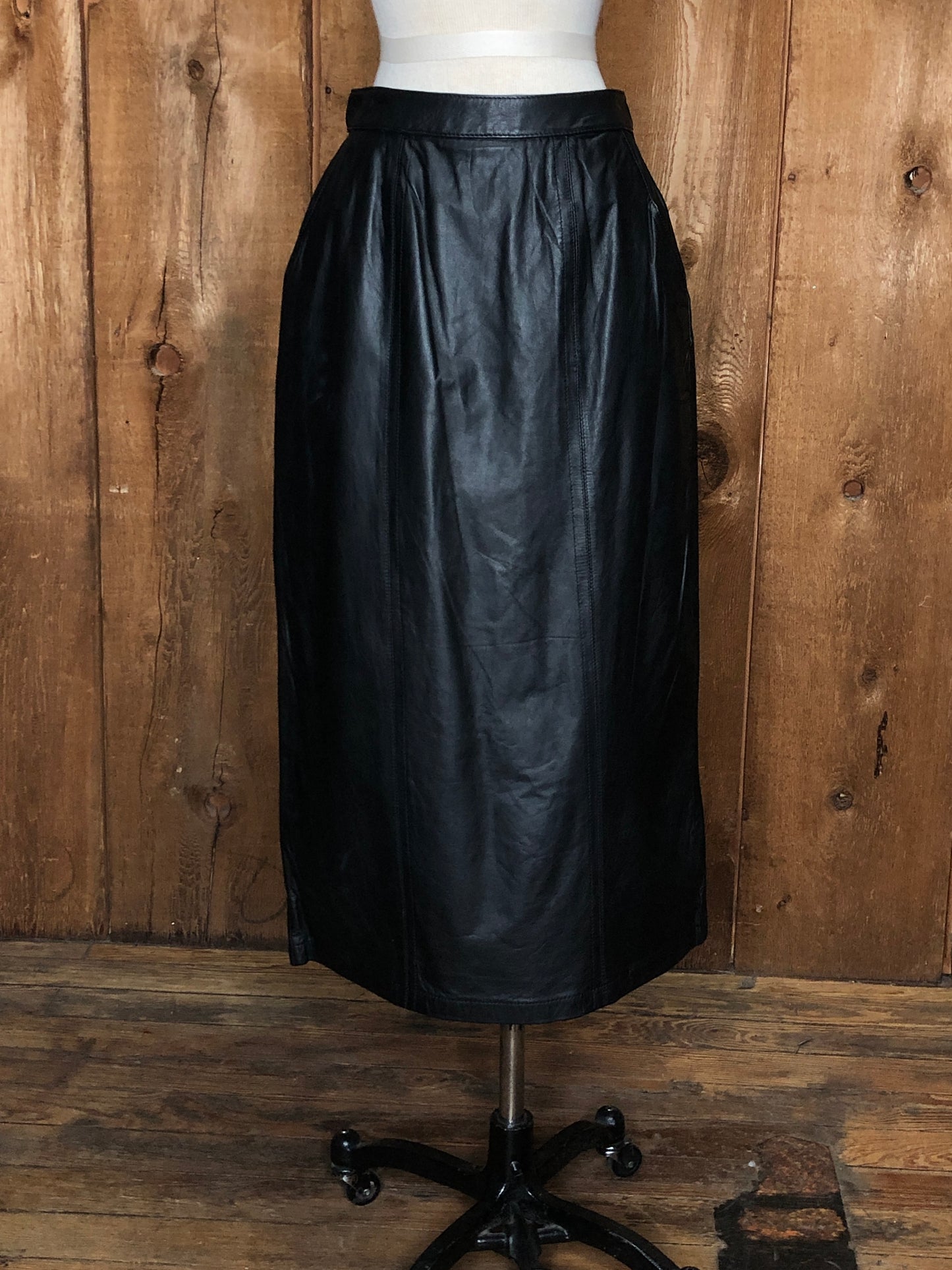 80s Erena Black Leather Pencil Skirt     w28