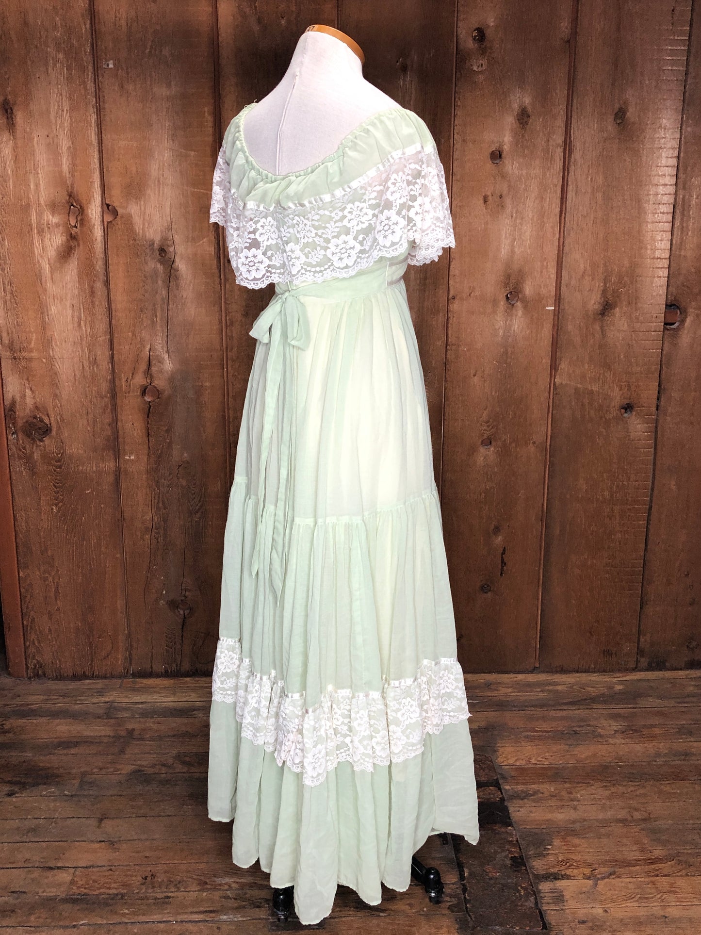70s Gunne Sax Sage & Lace Maxi Dress W26