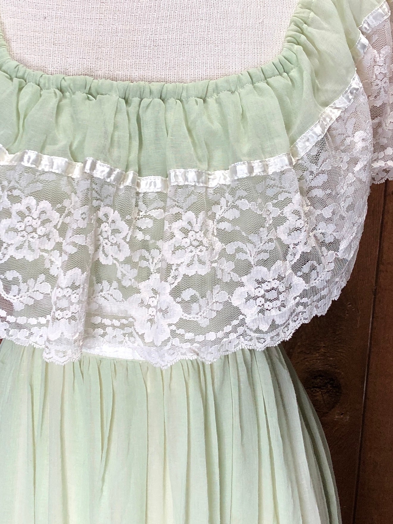 70s Gunne Sax Sage & Lace Maxi Dress W26