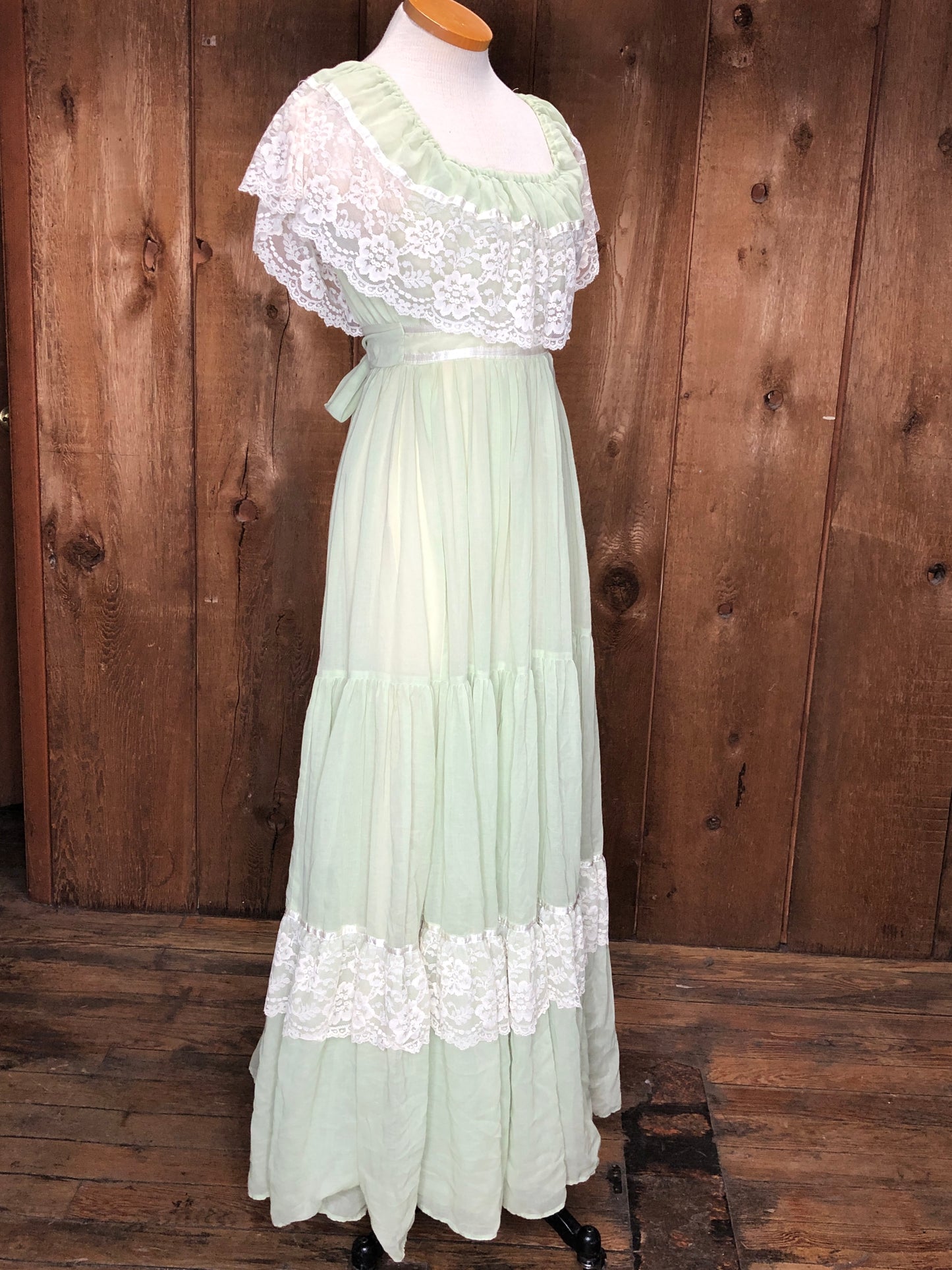 70s Gunne Sax Sage & Lace Maxi Dress W26