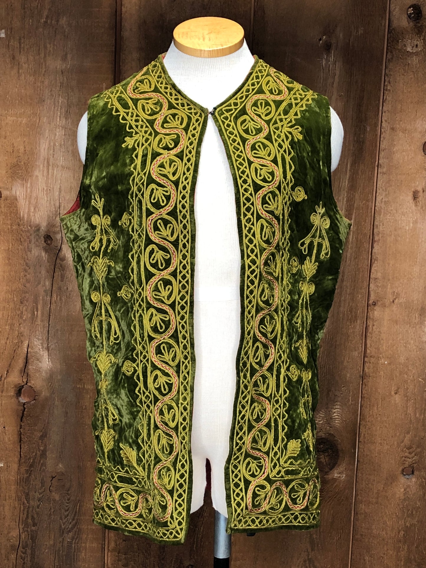 70s Grn Emb. Velvet Tunic Vest M
