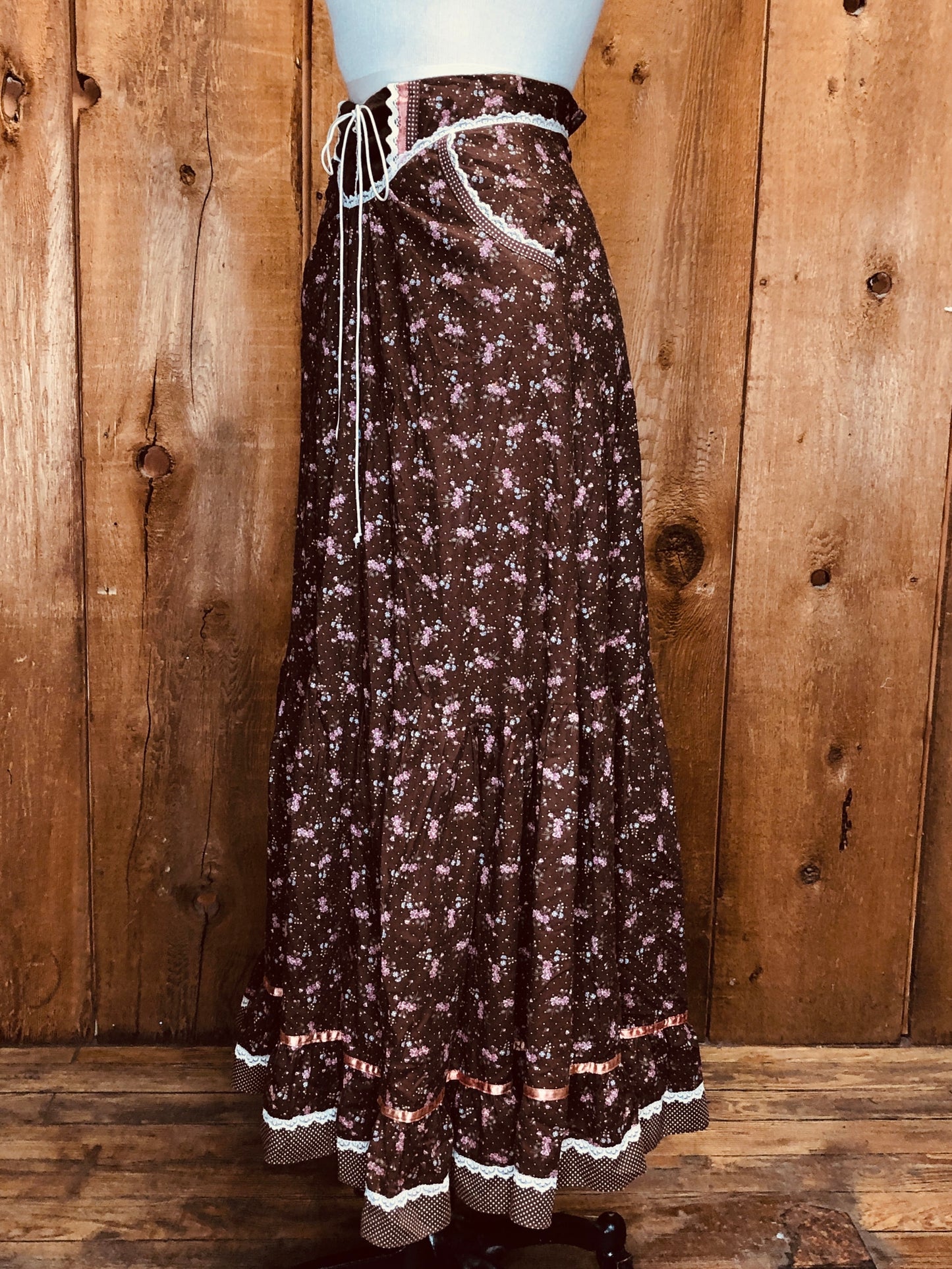 70s Jessica’s Gunnies Brown Calico Maxi Skirt w24