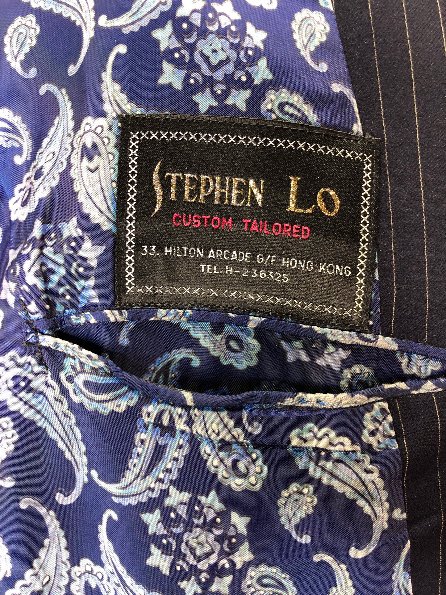 80s Stephen Lo Navy Pinstripe Suit W33