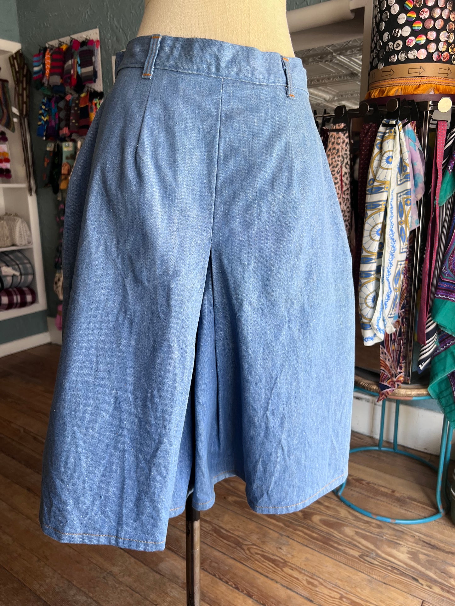 70s Sears Light Wash Jean Culottes w30
