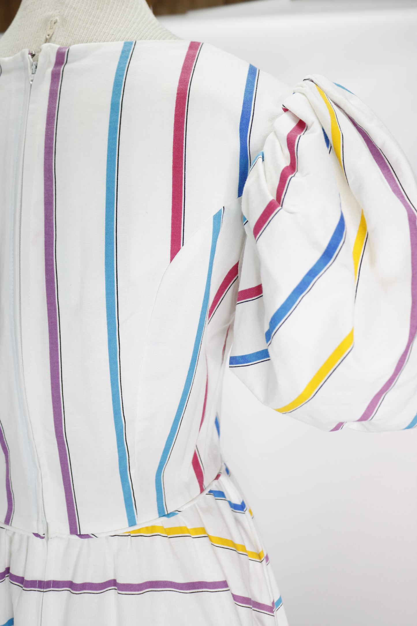 80s Plaza South Rainbow Stripe Mutton Sleeve Dress w28