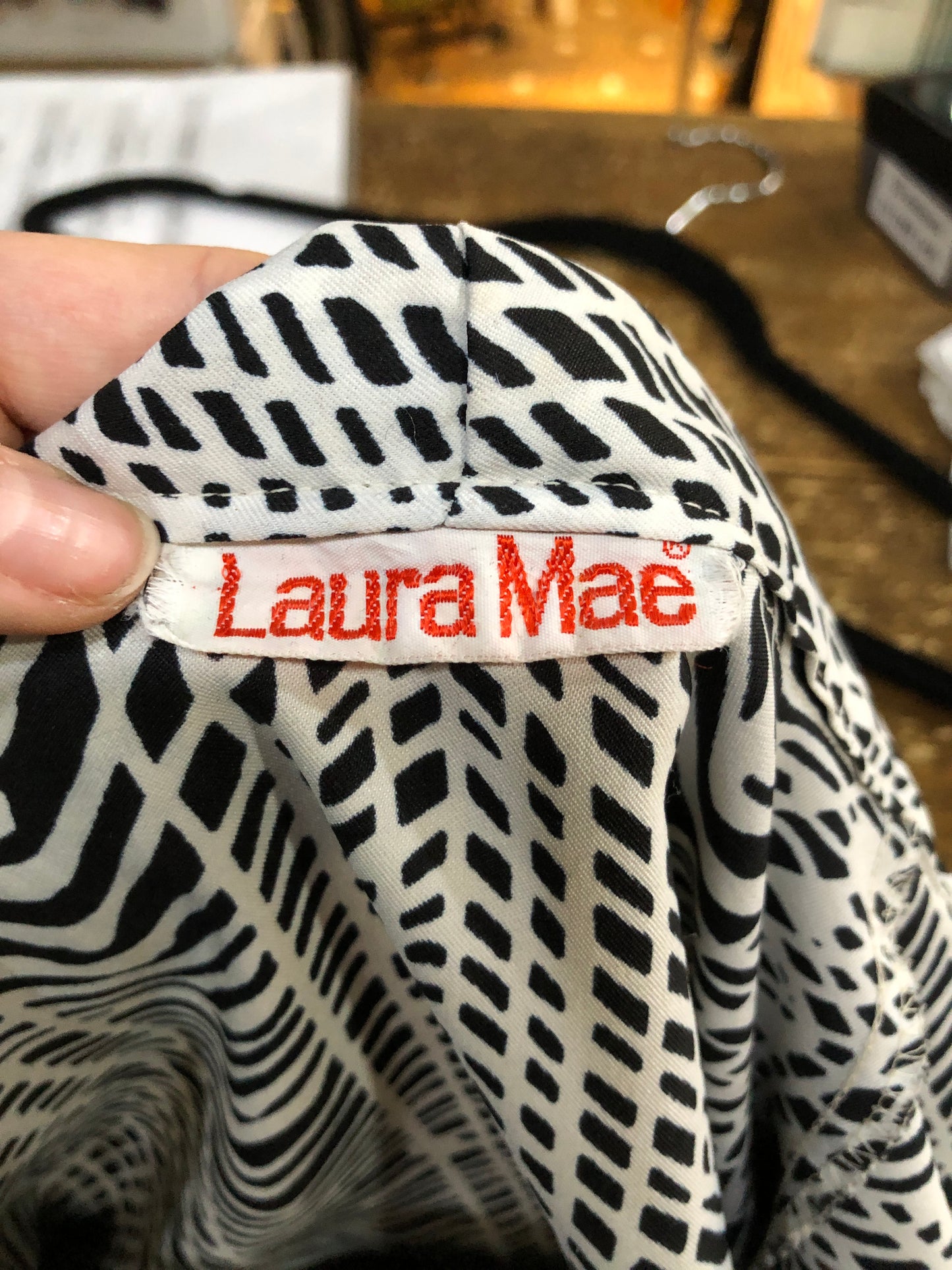 80s Laura Mae Blk/Wht Top L