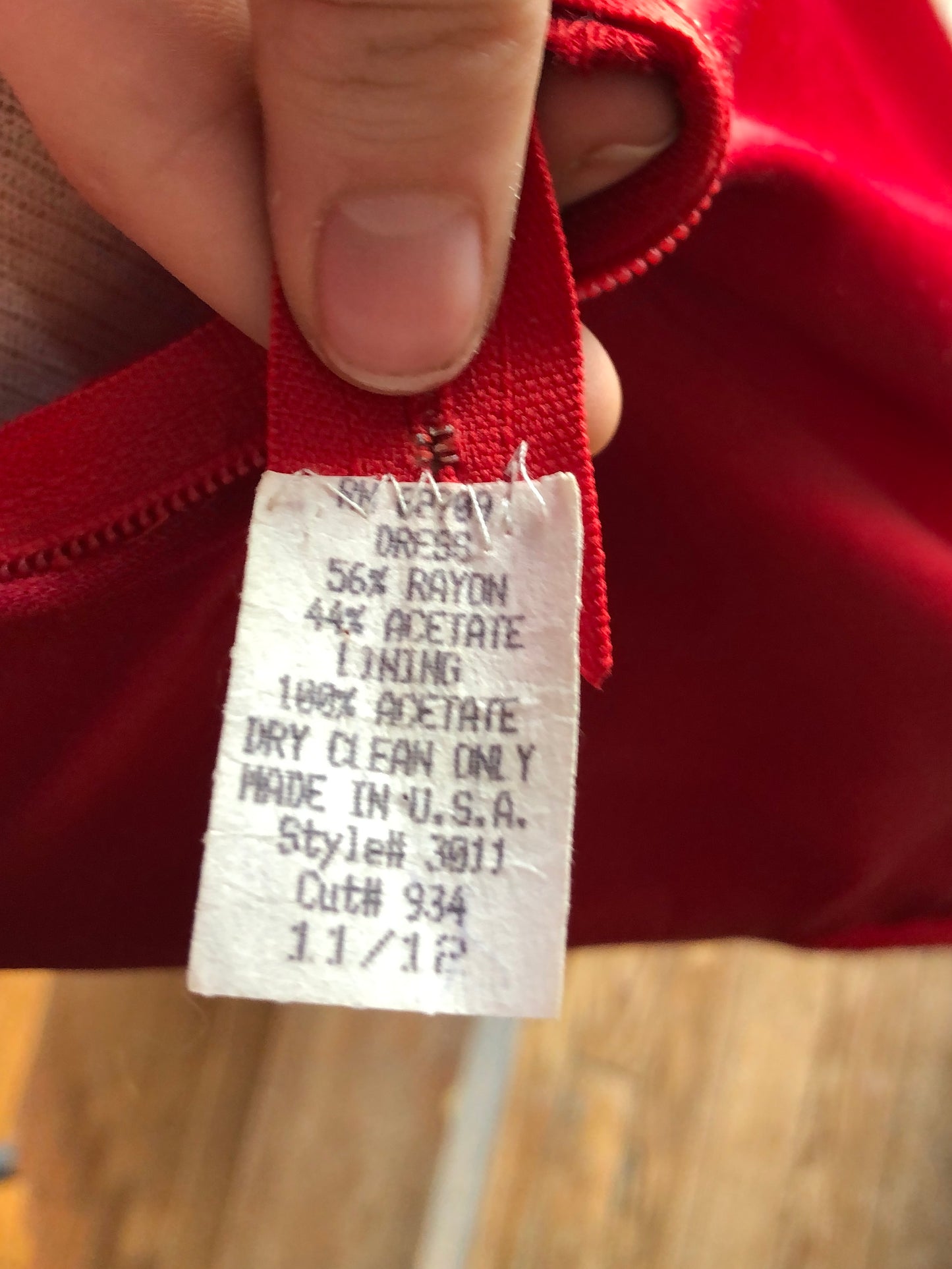 90s Red Satin Lace Back Gown W30