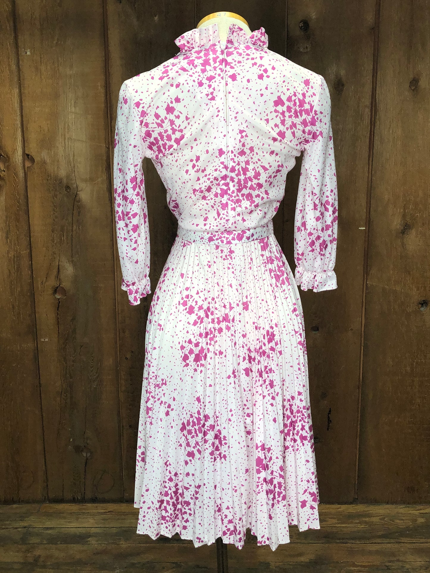 70s Signor Wht/Fuschia Blouson Dress w30