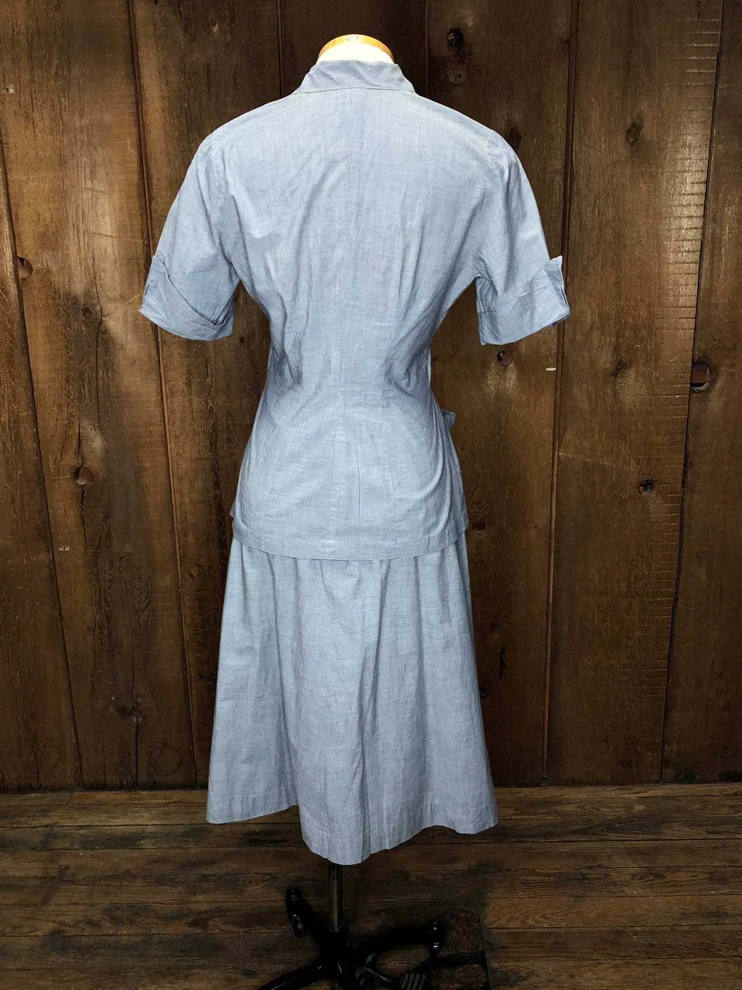 1940s Gray Cotton Skirt Suit w27