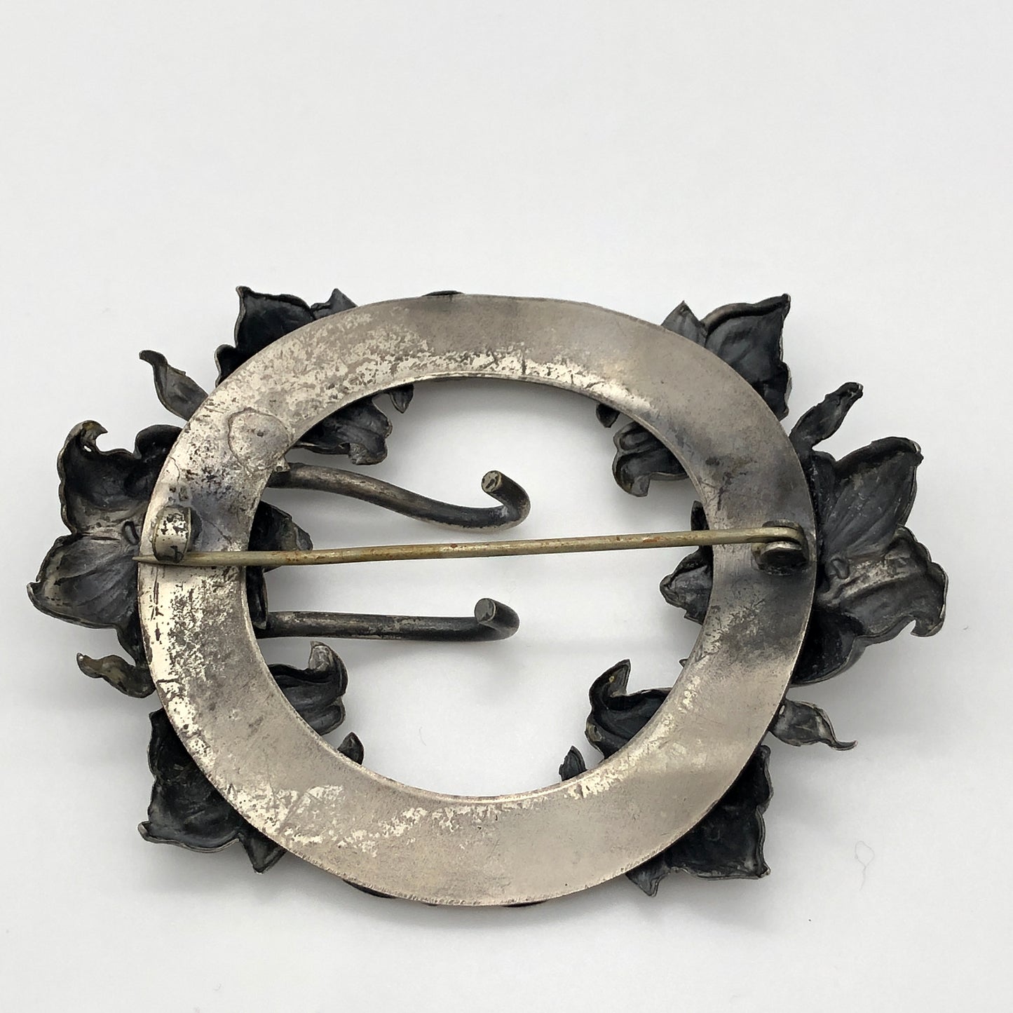 Art Nouveau Floral Ring Buckle