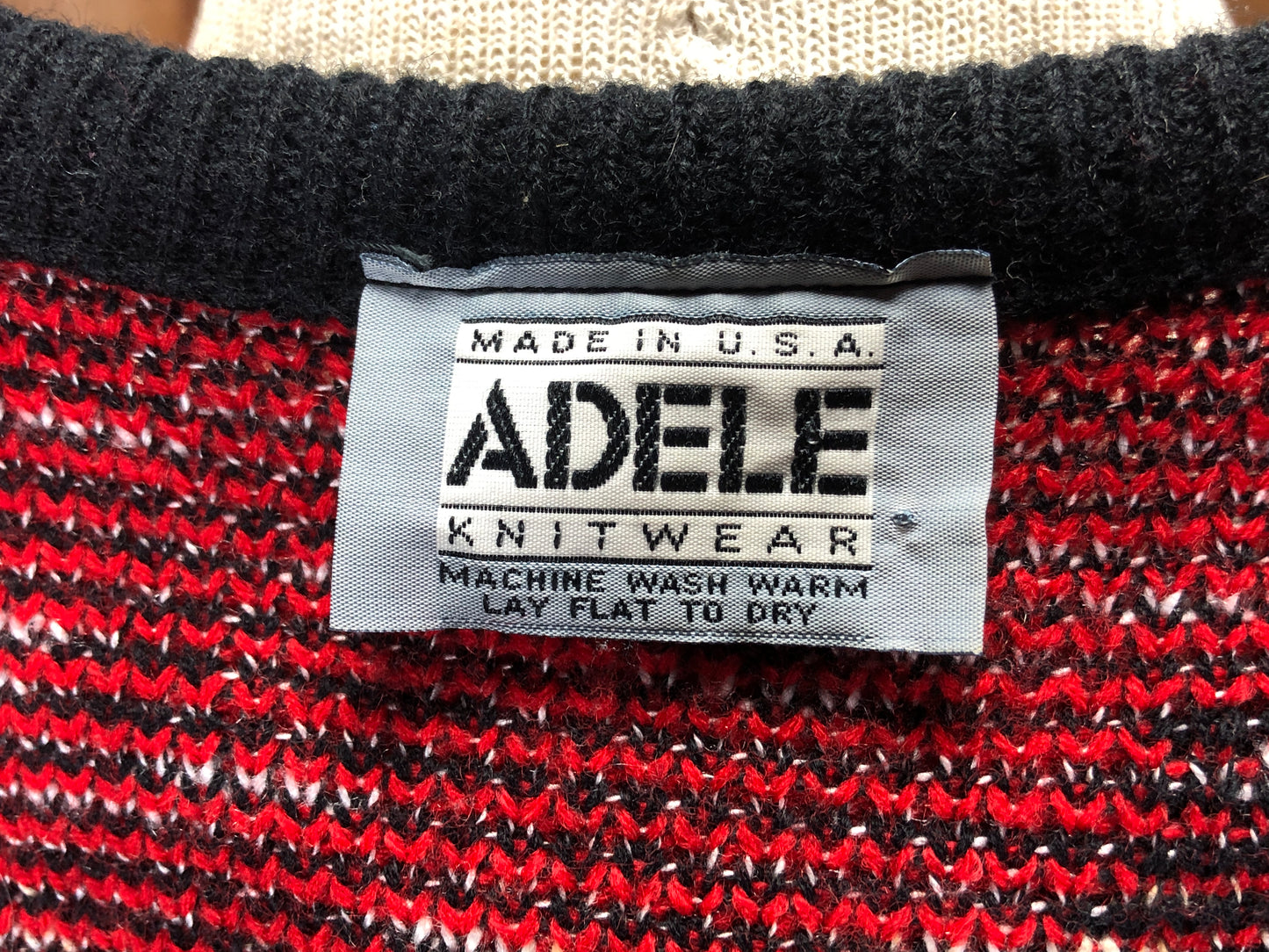 80s Adele Red/Gray Brutalist Sweater      M