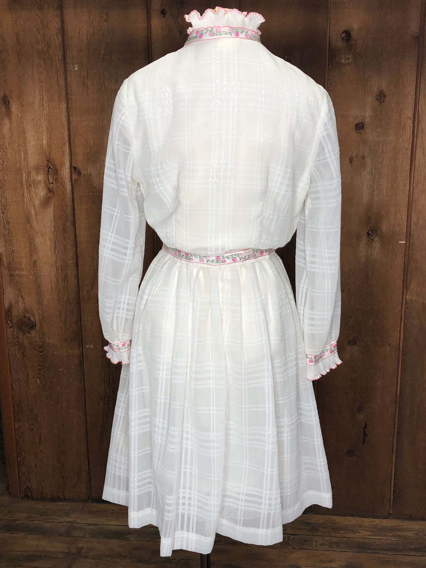 70s Glenbrooke White w/Pink Trims Dress    M