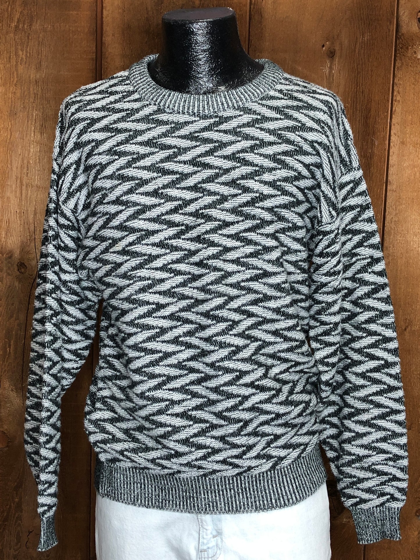 80s Graphix Blk/Wht Zags Sweater      L