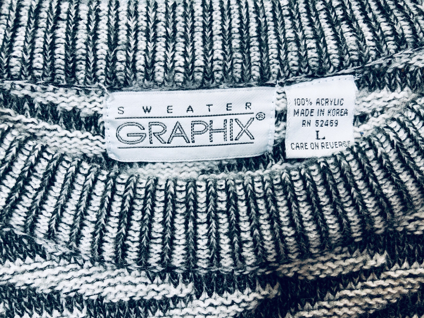 80s Graphix Blk/Wht Zags Sweater      L