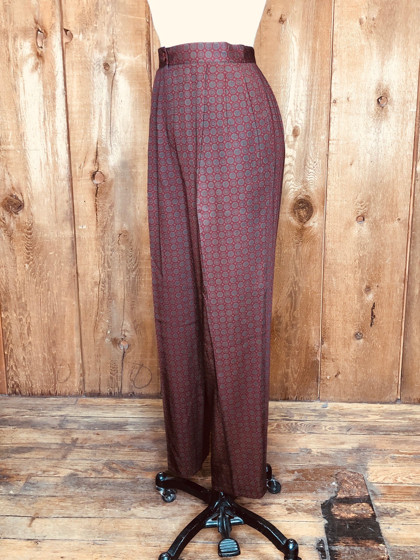 90s Intuitions Red Medallions Pants    w26.5