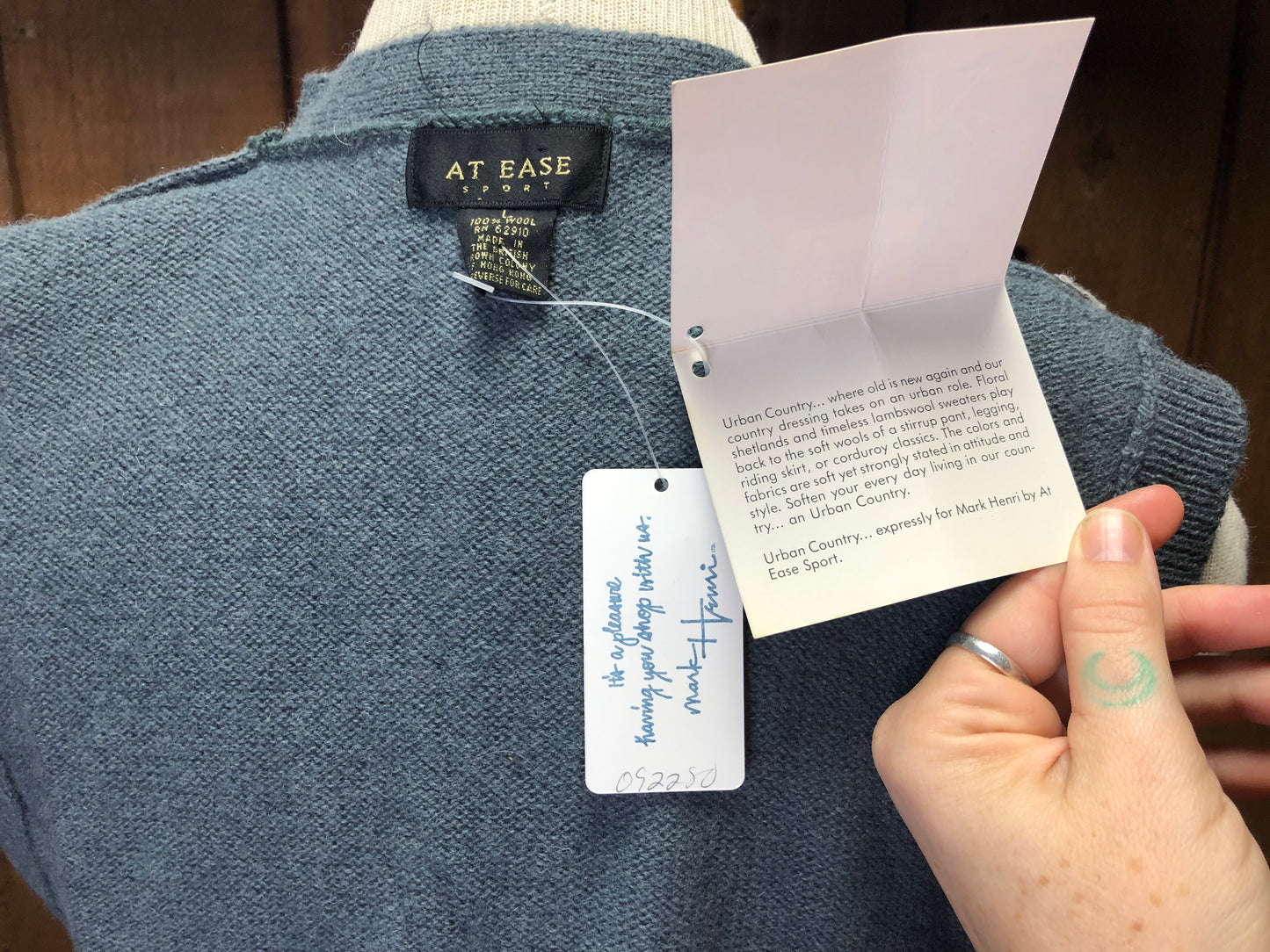 90s At Ease NOS Wool Pnk/Gray Sweater Vest     L