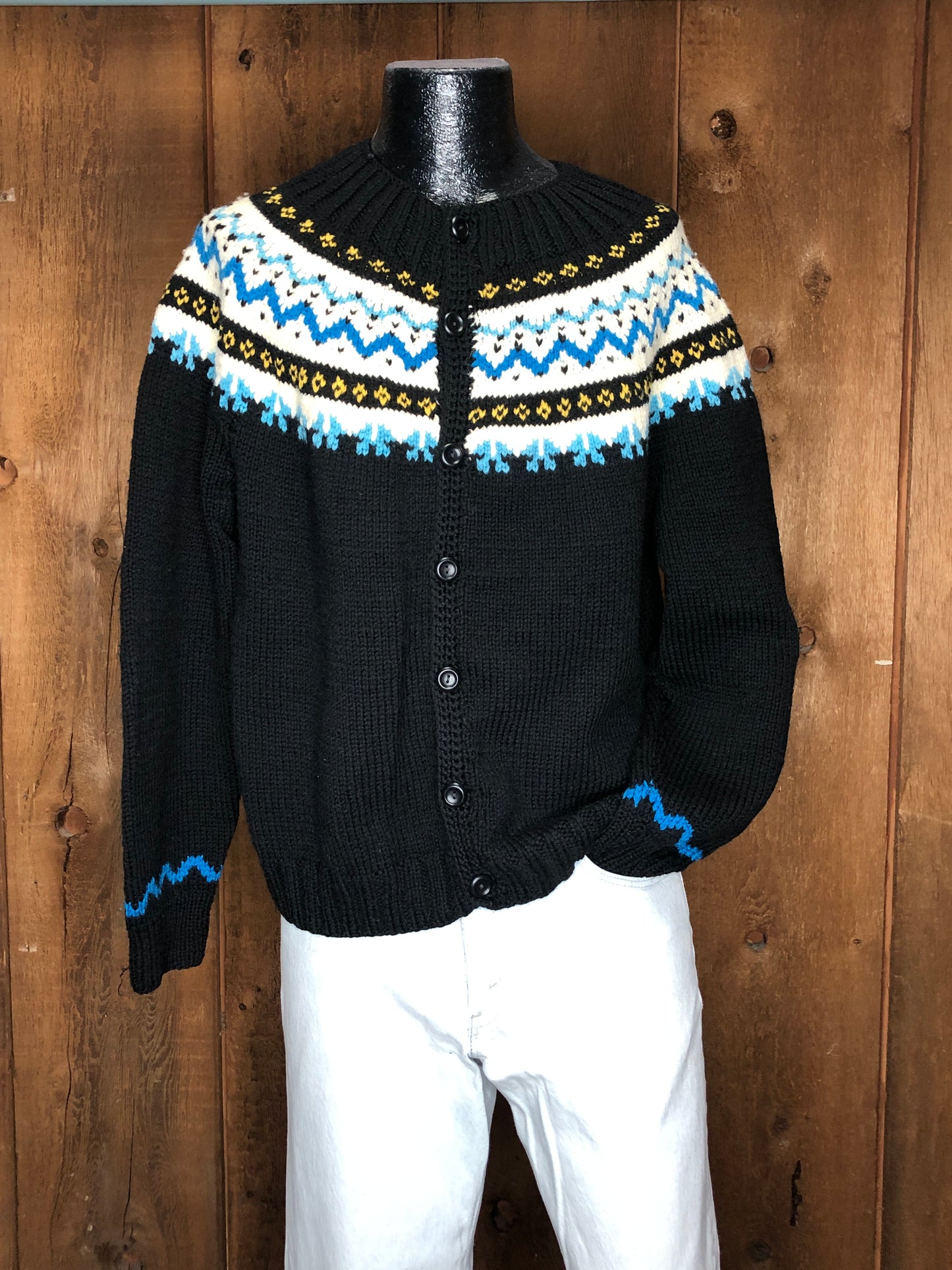 80s Hand Knit Black Fair Isle Cardigan     M/L