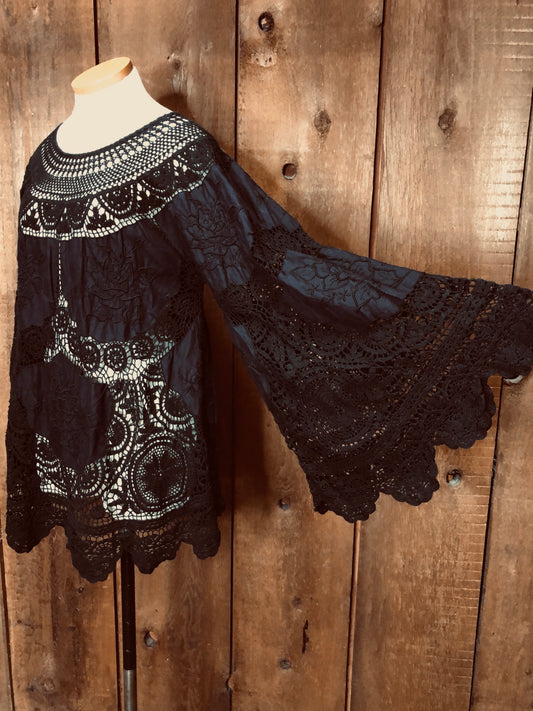 70s Black Boho Crochet Top     L/XL