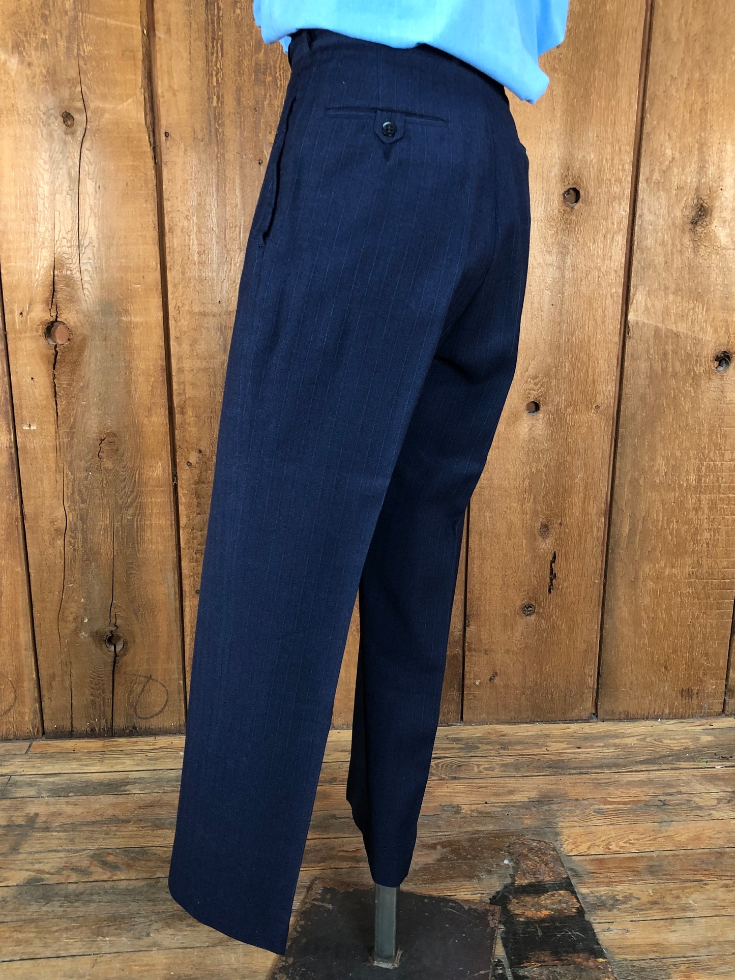 50s Hart Shaffner Marx Navy Pinstripe Suit     w30