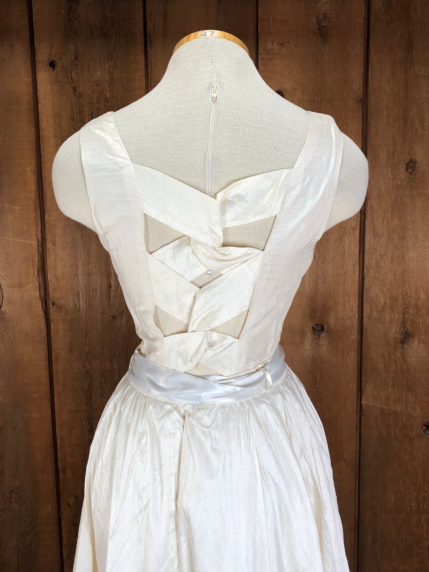 90s Handmade Ivory Silk 2-In-1 Bridal Gown   w26