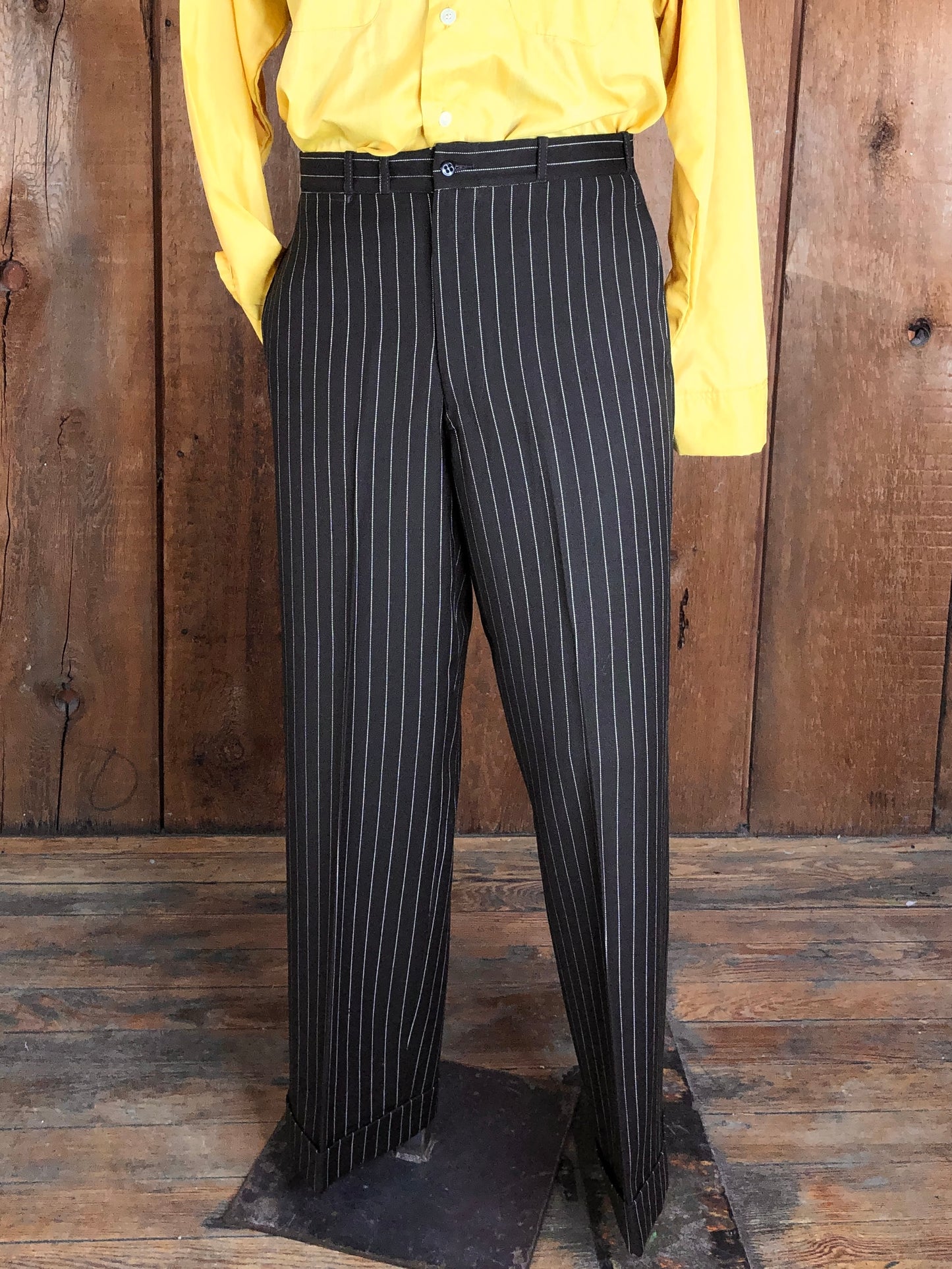 1941 Glenwood Brown Pinstripe Suit     w31