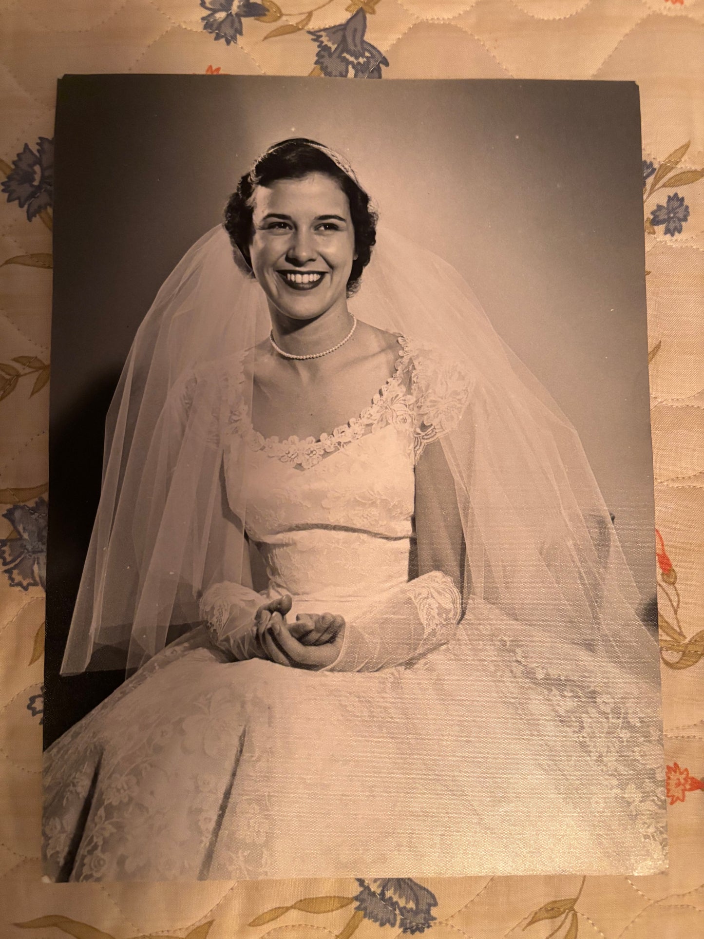 1955 Harzfeld’s Fit & Flare Bridal Dress    w26