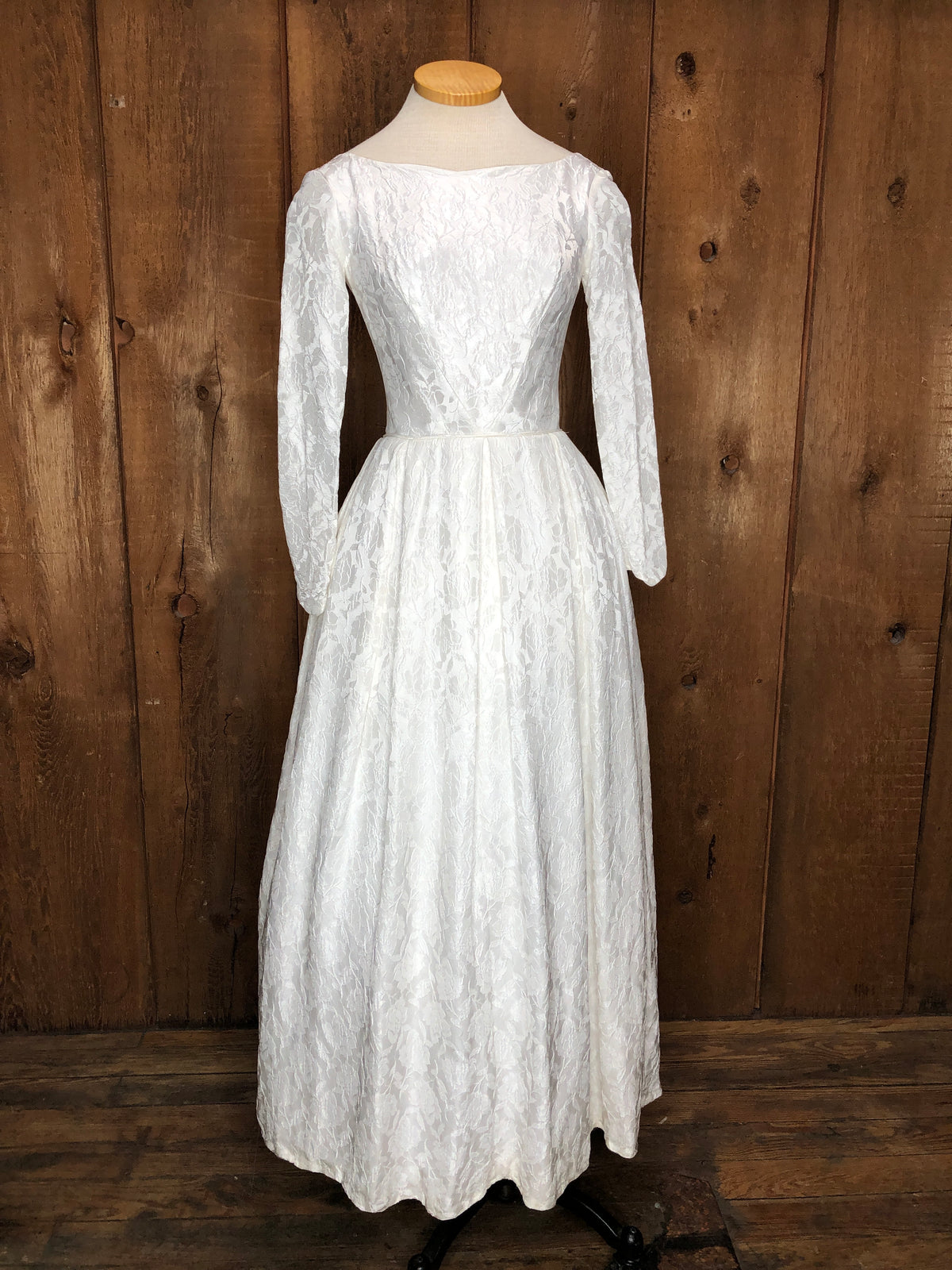1964 Miss Eva for Elegante Wedding Gown    W26