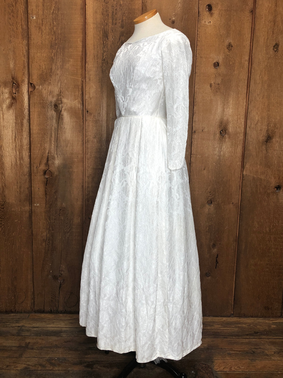 1964 Miss Eva for Elegante Wedding Gown    W26