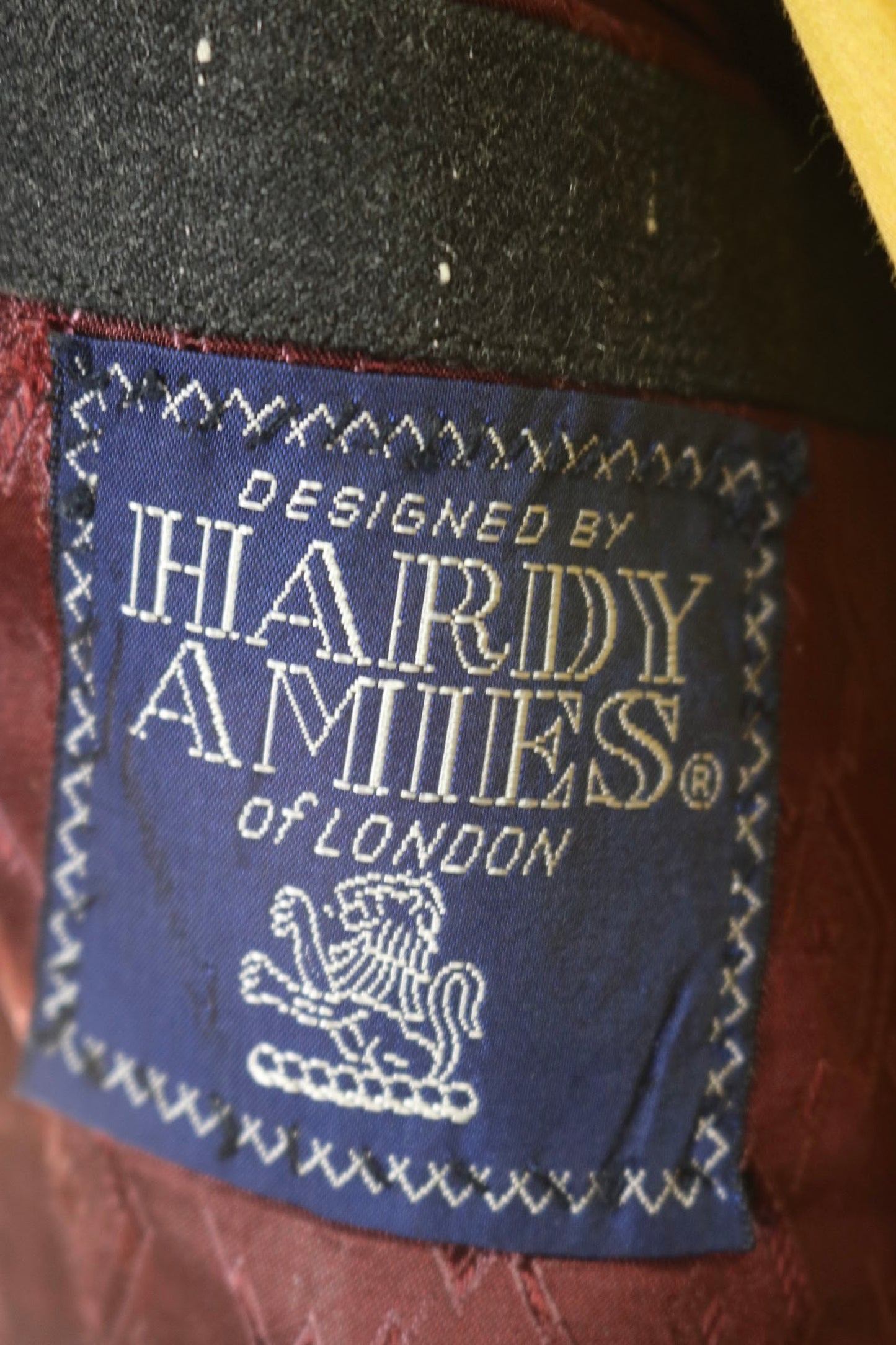 70s Hardy Amies Black Suit      w32