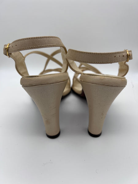 80s Gianelli Champagne Faux Leather & Lace Heels      9