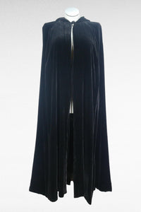 90s Black Velvet Hooded Cloak        OSFM