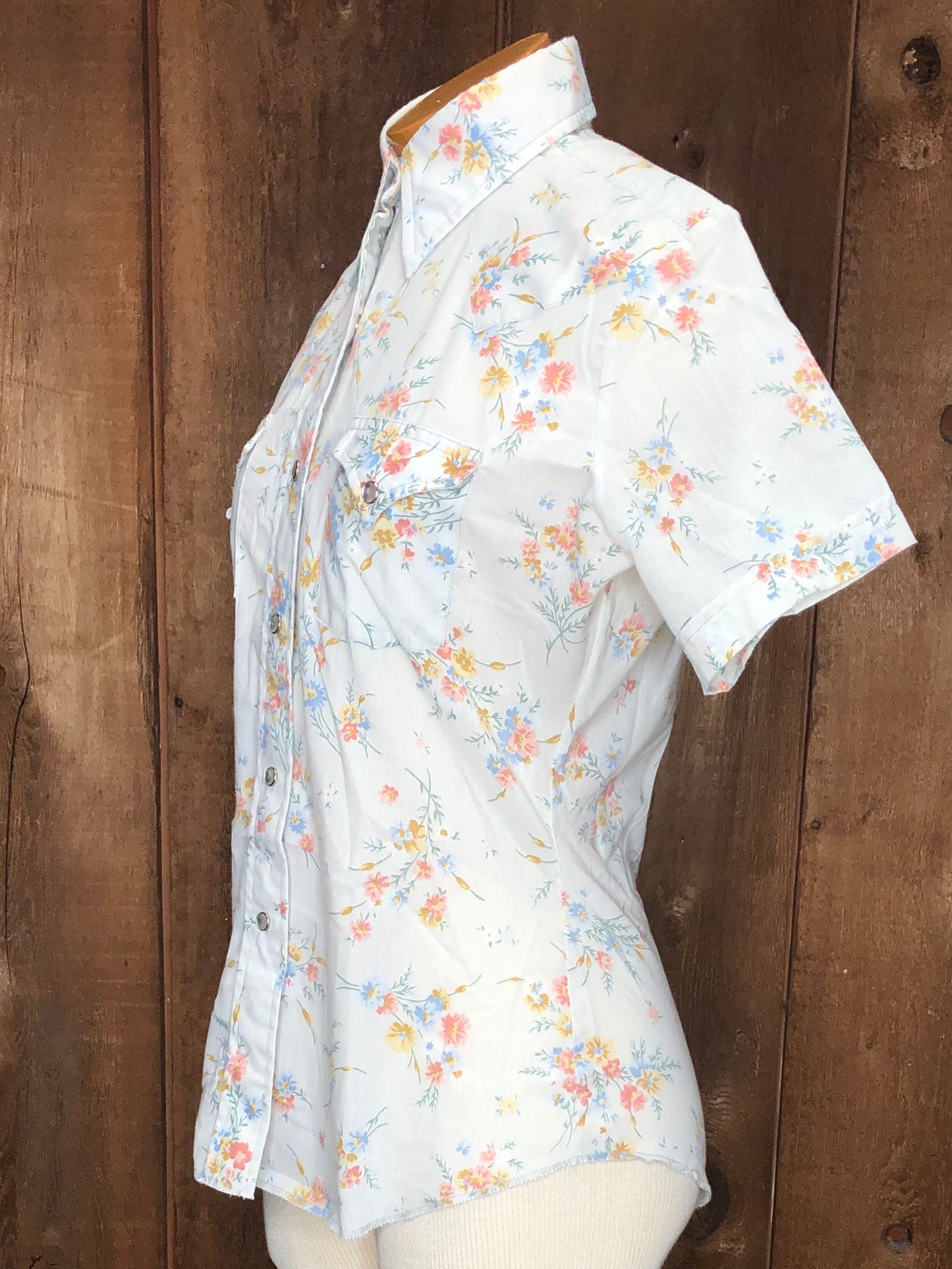 80s Ely Plains Floral Snap Top    M