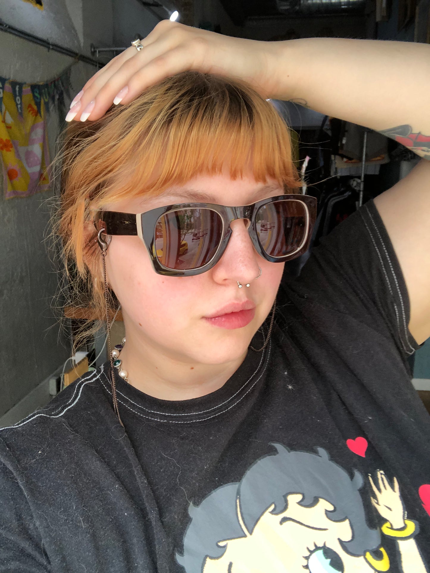 Two-Toned Chain Sunglasses