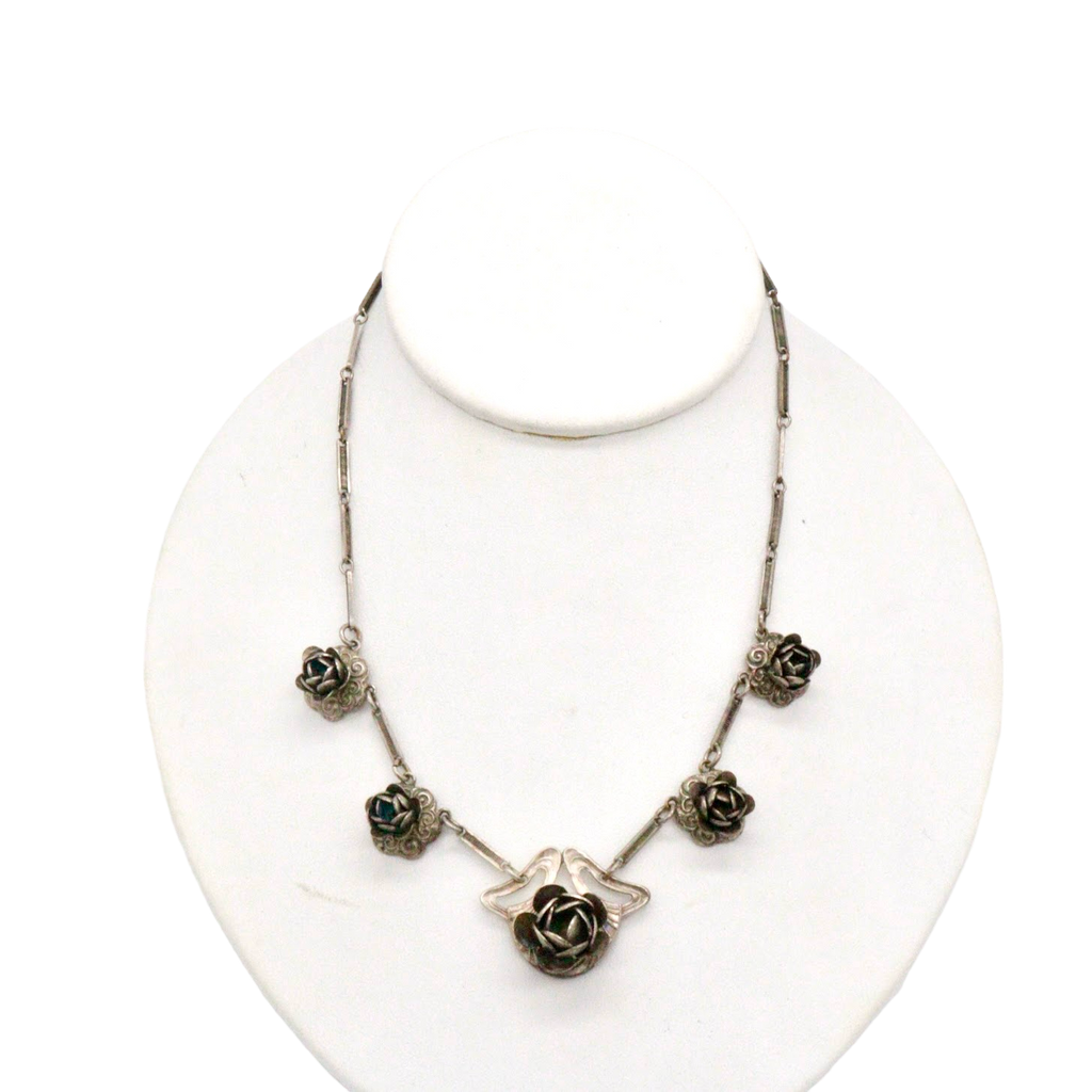 70s Deco Style Roses Necklace