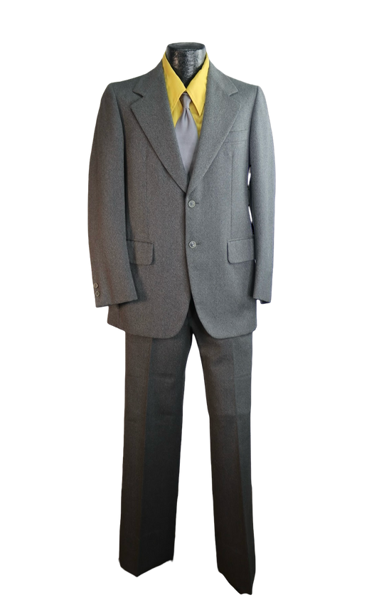 70s Brioni Charcoal Gray Suit    w34