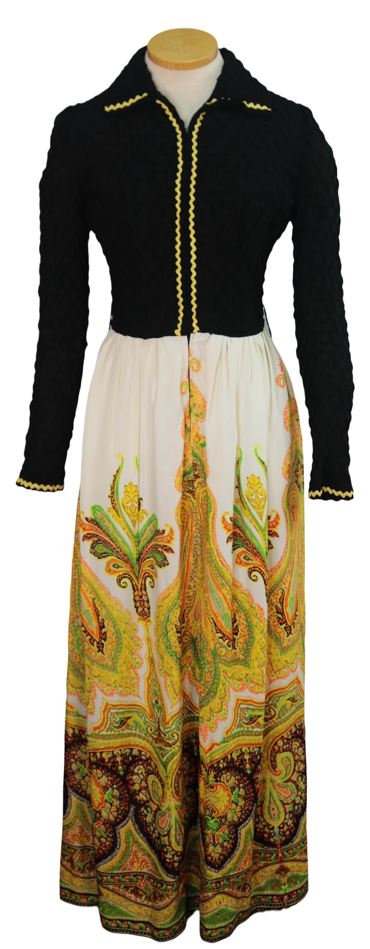 60s Parade Blk/Wht/Yellow Paisley Dress          w28