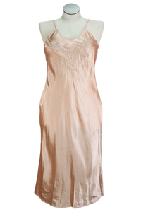 1940s Snug-Hug Peach Slip        w36