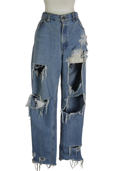 90s Levis Thrashed Light Wash Jeans     w31