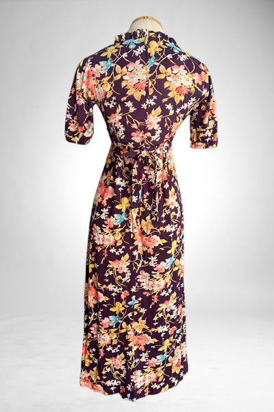 70s Purple Floral Maxi Dress     S/M