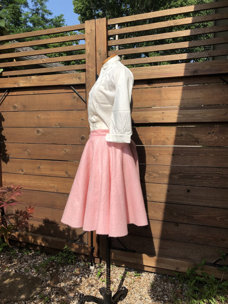 Pink Swing Skirt w/Scottie Dog      W32.5”